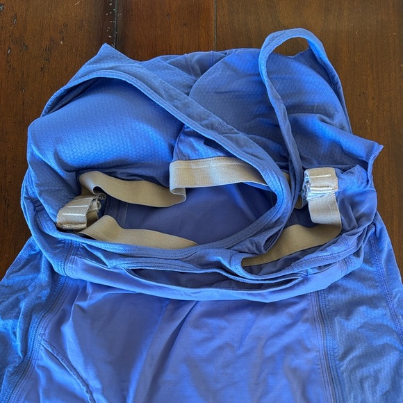 Lululemon Blue Keyhole Razorback Workout Tank Top - Picture 4 of 4